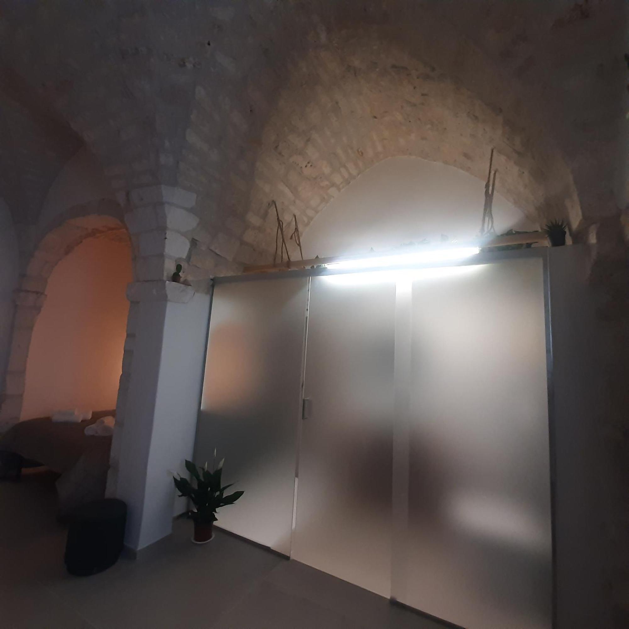 Dimora Lavinia Casa Vacanze Centro Storico אוסטוני מראה חיצוני תמונה