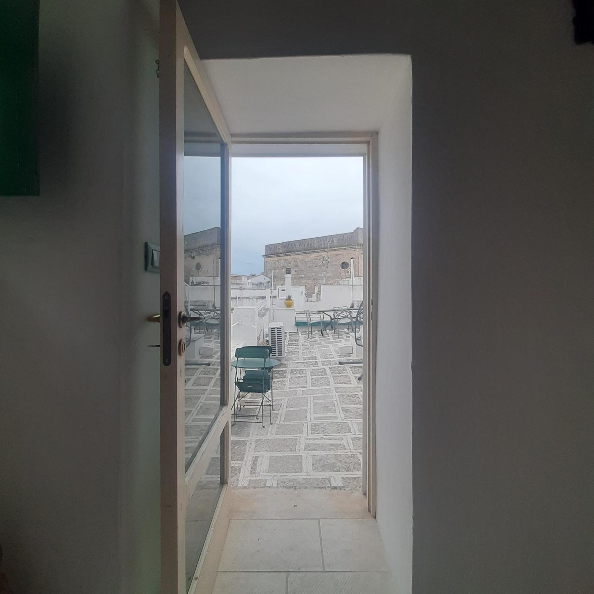 Dimora Lavinia Casa Vacanze Centro Storico אוסטוני מראה חיצוני תמונה