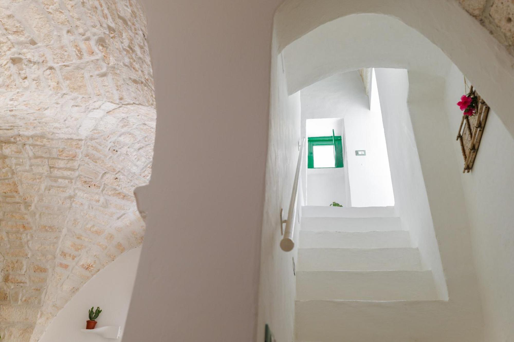 Dimora Lavinia Casa Vacanze Centro Storico אוסטוני מראה חיצוני תמונה