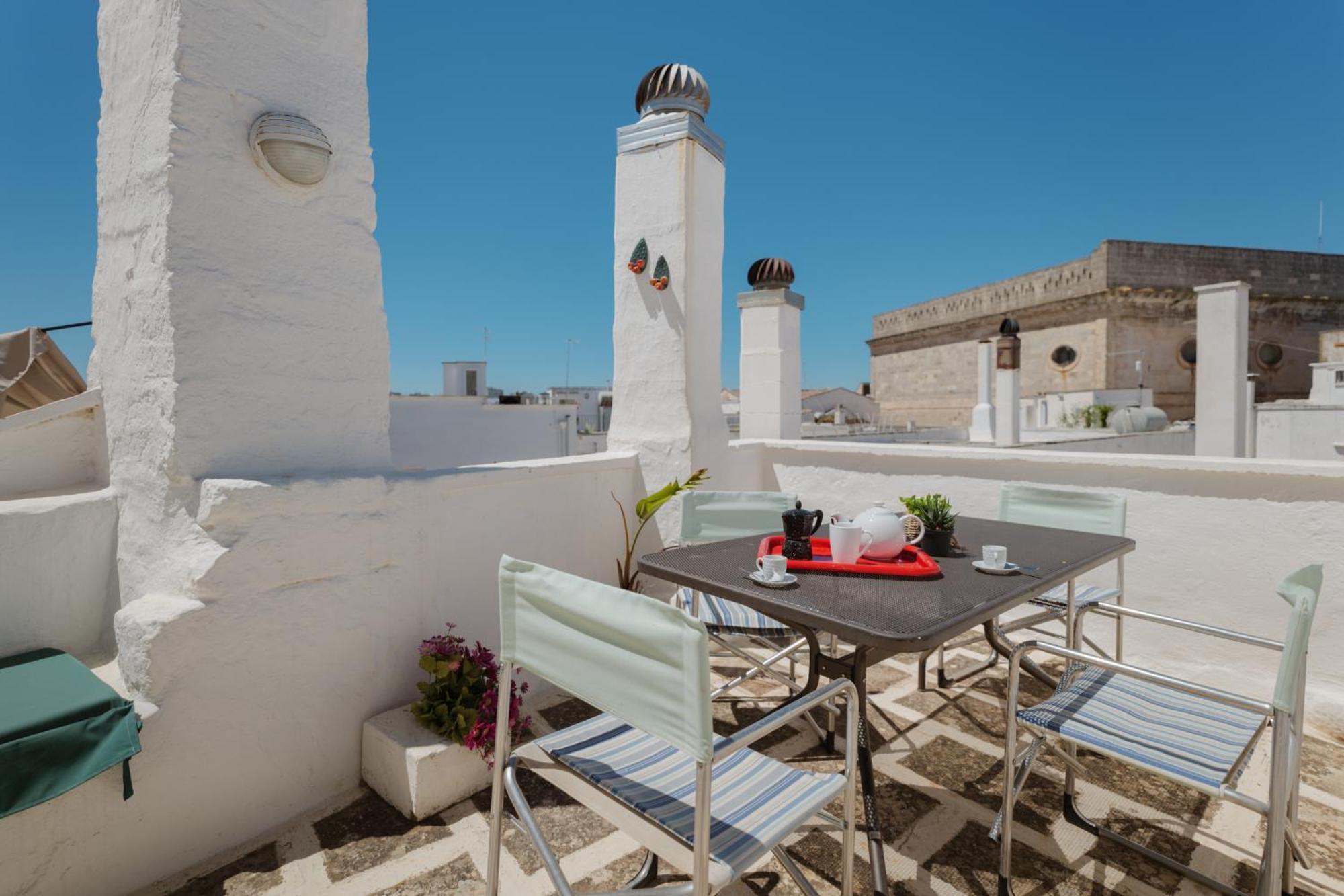 Dimora Lavinia Casa Vacanze Centro Storico אוסטוני מראה חיצוני תמונה